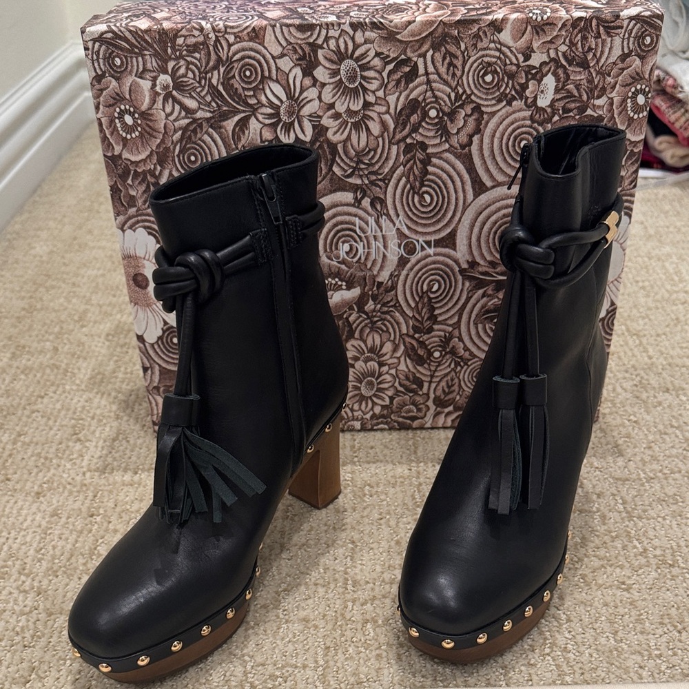 Ulla Johnson Black Leather Heeled Boots with Tassel